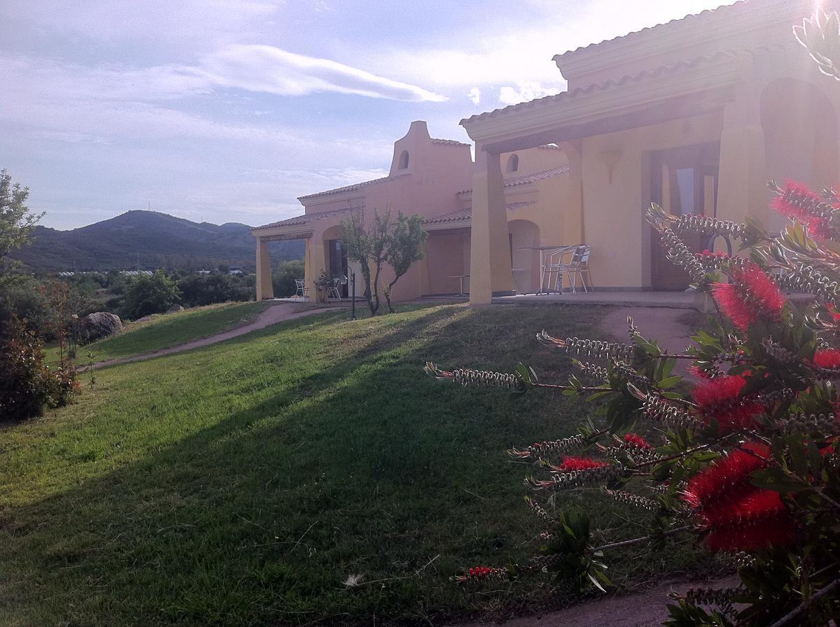 Hotel Minnia บูโดนี ภายนอก รูปภาพ